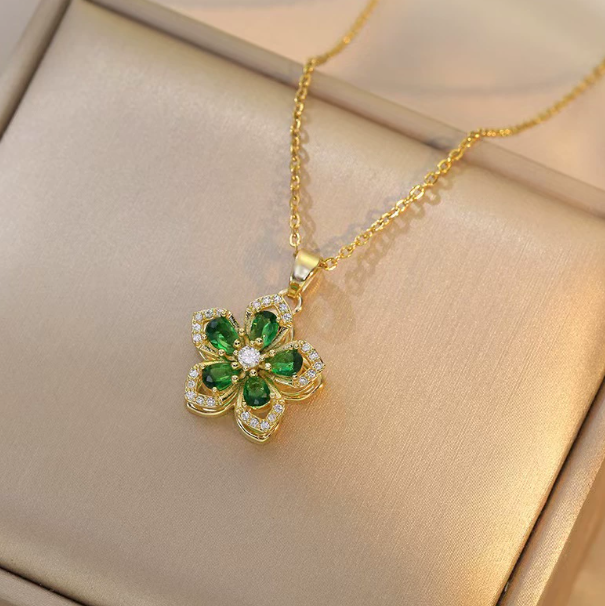 Emerald Spinning Floral Pendant